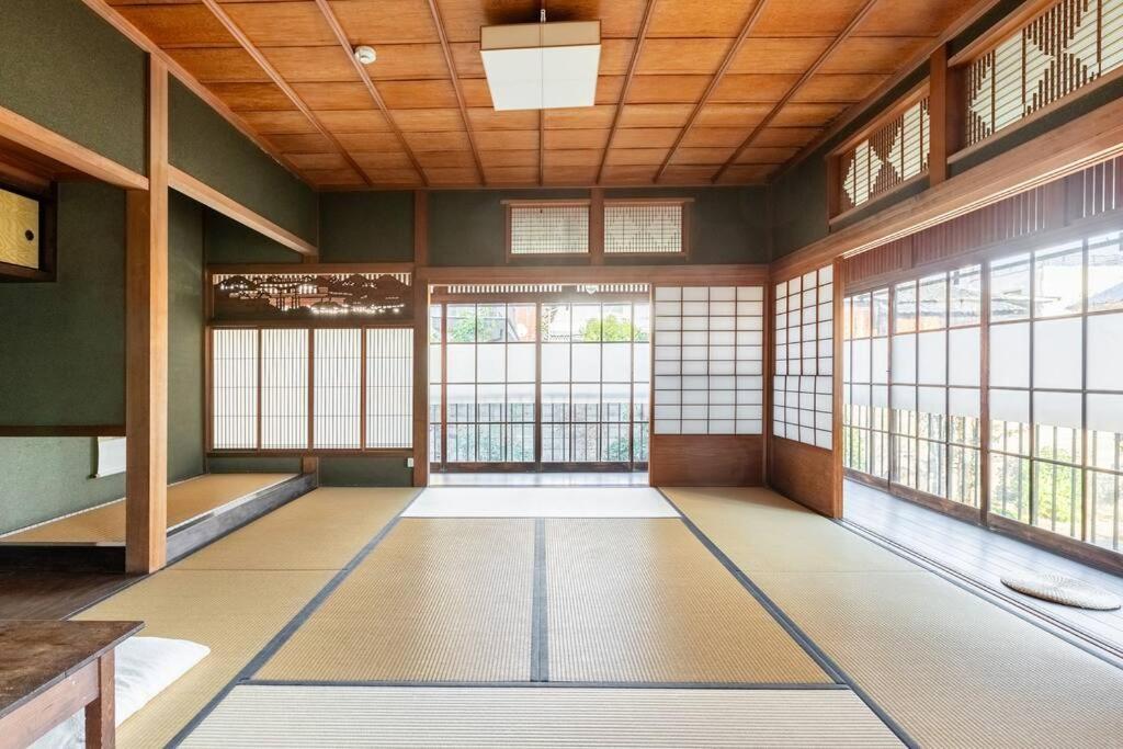 日々の宿: 宇野駅から車で5分 直島へ 最大7名様 古民家貸切 一棟貸し Tamano Bagian luar foto